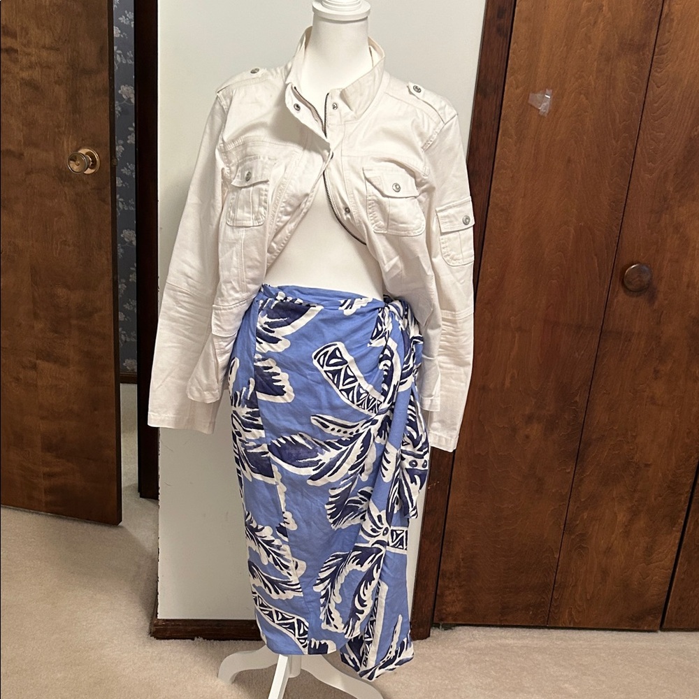 Blue and White Patterned Women's Wrap  Skirt